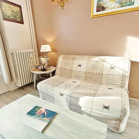Le Petit Paradis, T3, Wifi, Parking, Veranda * Bagnères-de-Luchon