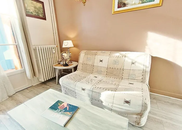 Le Petit Paradis, T3, Wifi, Parking, Veranda * Bagnères-de-Luchon