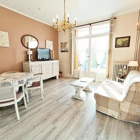 Appartement Le Petit Paradis, T3, Wifi, Parking, Veranda *